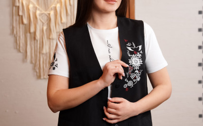 Як доглядати за вишитим одягом